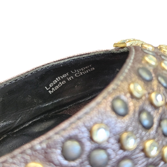 Betsey Johnson Nedra Pewter Leather Studded Pumps- Size 7.5 - Picture 12 of 17